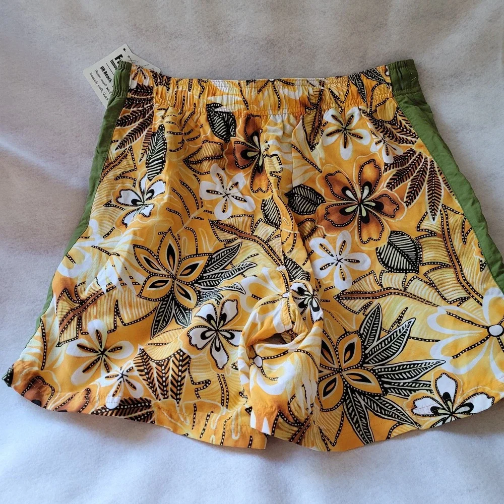 Fit 4 U Man! UR Beach Boxers Mens Medium Orange Floral Hibiscus Swim Trunks NWT